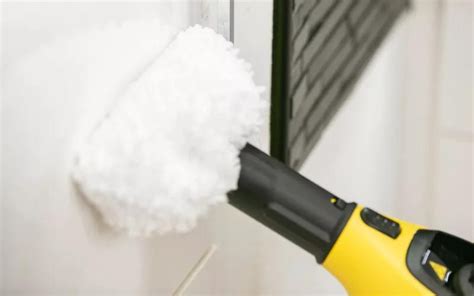 The Ultimate Guide to Using a Steam Cleaner on Walls