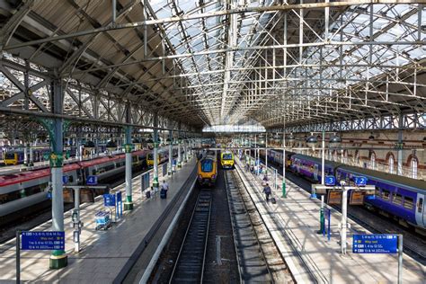 Manchester Piccadilly Station Trains Rail Railway England - FreyssinetUK