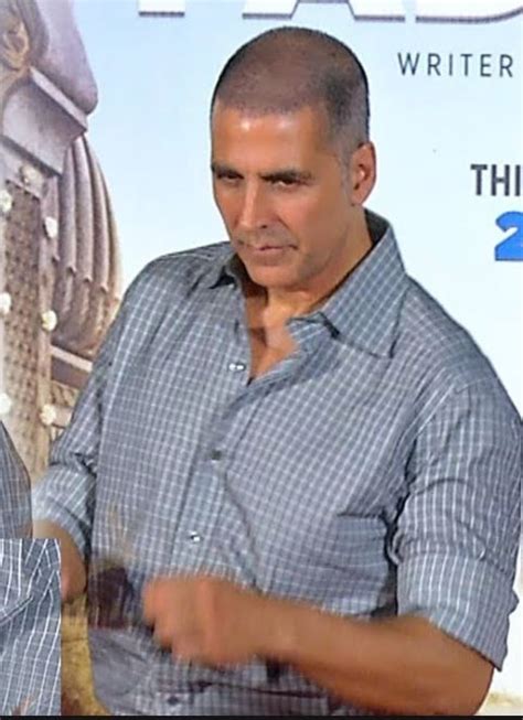 Bollywood: Bald and proud: Akshay Kumar is losing hair but refuses to ...