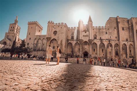 Découvrir le palais des papes - Itinéraire | Provence Guide