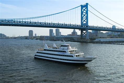 Delaware River: Philadelphia Lunch Buffet Cruise 2024