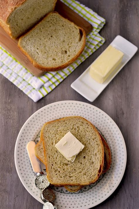 Basic Sourdough Sandwich Loaf Recipe | cookshideout