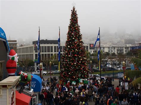 Pier 39 Christmas Tree | Stephen Kelly | Flickr