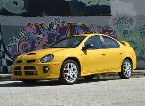 The Dodge Neon SRT-4 Was a Terrible but Awesome Civic Si Rival