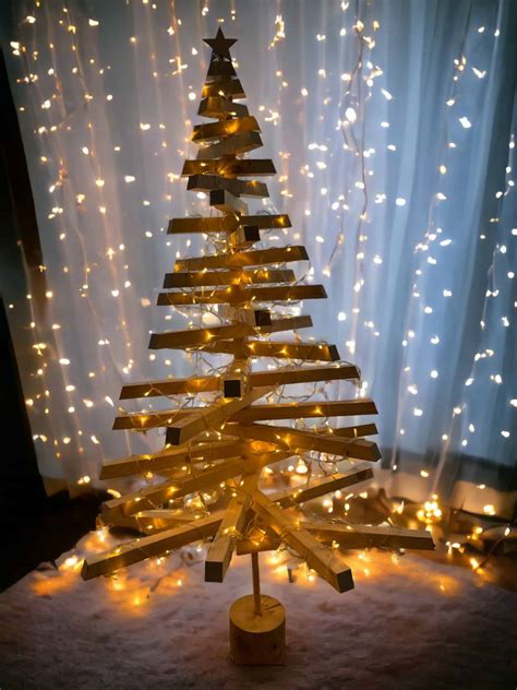 Eco-Friendly Christmas Tree | THE EVERGREEN - Robert Rose Carpentry