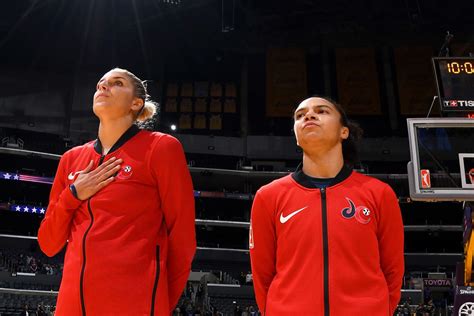 2019 WNBA All-Star: Elena Delle Donne leads early voting returns ...