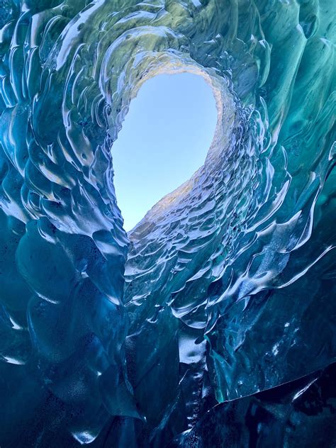 Ice Cave inside Langjökull Glacier, Iceland : r/natureporn