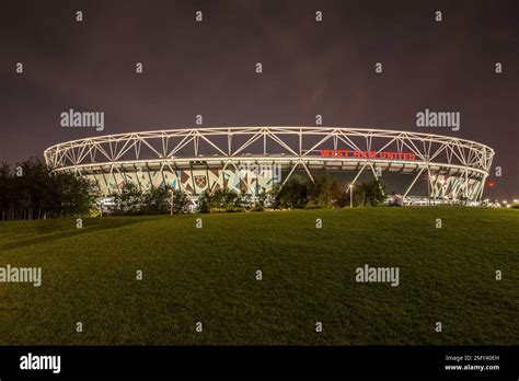 Night view of the Olympic Stadium London, the home of West Ham United.London England Stock Photo ...