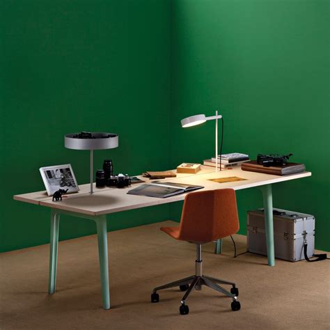 MaxDesign Offset Table | Table, Table desk, Desk design