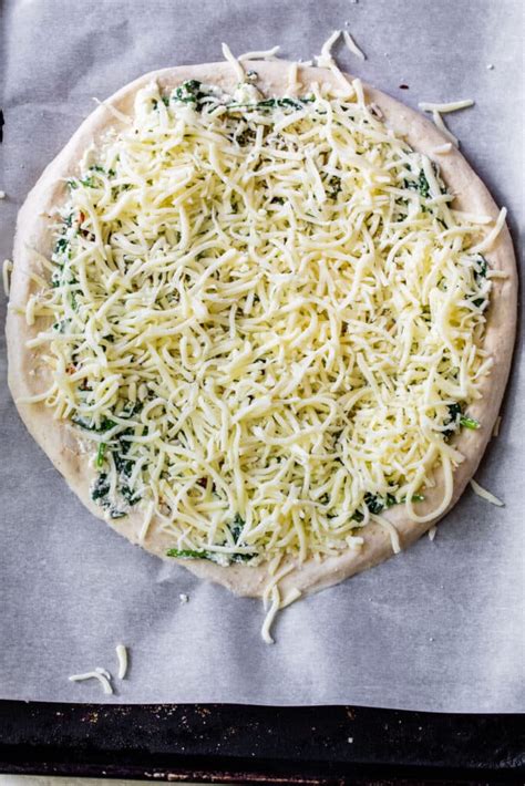 Spinach Pizza - The Almond Eater