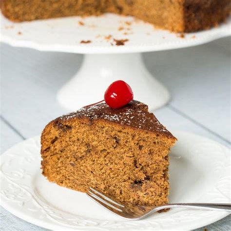 Jamaican Rum Cake | RecipeLion.com