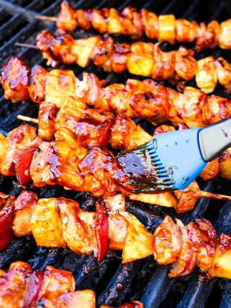 The BEST BBQ Chicken Skewers - Delightful E Made