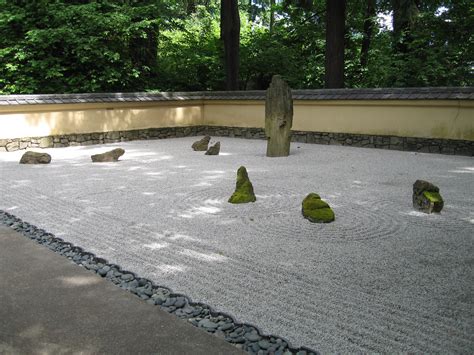 File:Portland Japanese gardens zen garden.jpg - Wikipedia