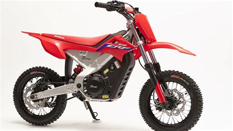 HONDA CRF-E2 // FIRST LICENSED YOUTH ELECTRIC DIRT BIKE - Motocross Action Magazine