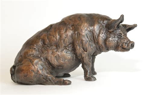 Bronze Sitting Pig Sculpture by animal sculptor Tanya Russell, MRBS