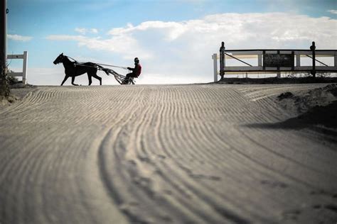 Plan emerges to bring horse racing and casino gambling to Balmoral Park after Gov. J.B. Pritzker ...