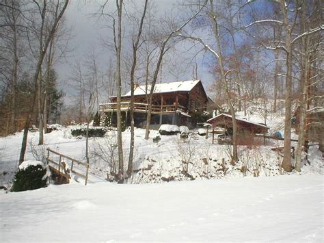 Cozy Cabin in Appalachian Mountains - Cabins for Rent in Green Mountain ...