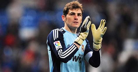 I'm no dressing room mole: Casillas - Sport - DAWN.COM