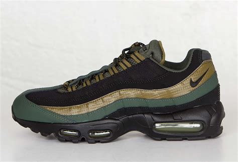 Nike Air Max 95 Essential Militia Green - Sneaker Bar Detroit