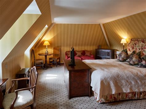 Sussex Room at Bailiffscourt- Hotel Rooms & Suites | Rates - Bailiffscourt Hotel & Spa