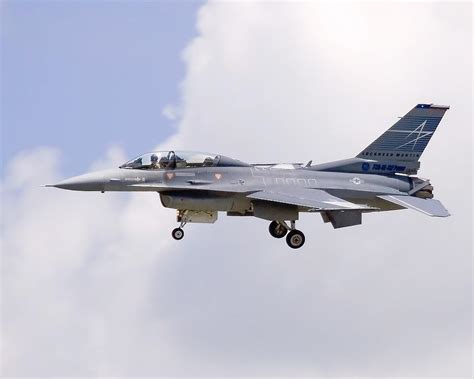 atf.jpg photos | F-16.net