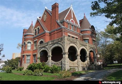 Richardsonian Romanesque mansion, probably from early to mid 1890s. | Victorian homes, Victorian ...