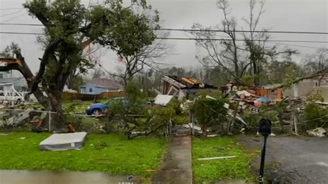 US storm brings tornadoes in Texas, Oklahoma and Louisiana, blizzard-like conditions in Great ...