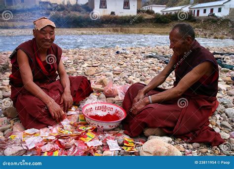 Monks dying robes editorial stock image. Image of focus - 23811954