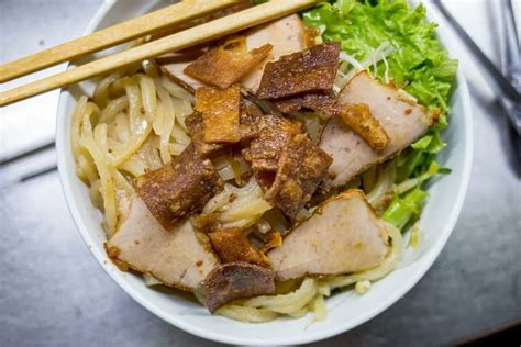 10 Vietnamese Food Favorites - What to Eat in Vietnam