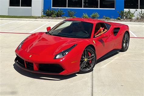 Used 2018 Ferrari 488 GTB For Sale ($299,000) | iLusso Stock #M233299