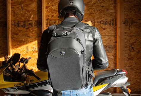 [Review] Vikings "Street" Motorcycle Backpack | webBikeWorld