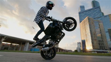 Motorcycle Stunts Videos, Download The BEST Free 4k Stock Video Footage ...