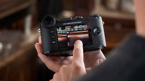 Leica CL review | Digital Camera World