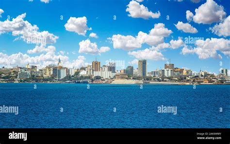 Dakar hi-res stock photography and images - Alamy