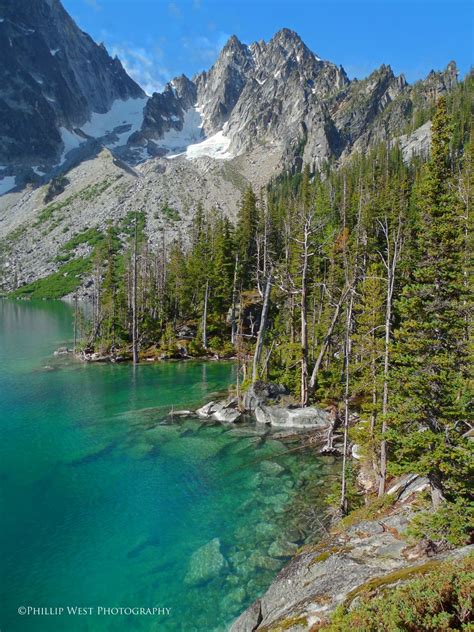 Top photo spots at Colchuck Lake in 2022