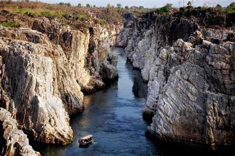 Bhedaghat- The beauty of marbles