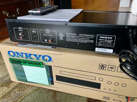 Onkyo C-7030 CD Player Photo #2611189 - US Audio Mart