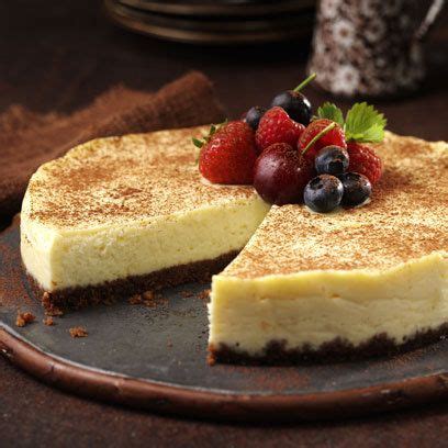 Mary Berry's white chocolate cheesecake | Recipe | Berry dessert recipes, Mary berry desserts ...