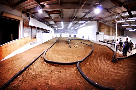 Indoor racing is back in San Diego! - RC Car Action