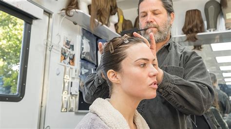 How Hair, Makeup Team Age Mandy Moore for 'This Is Us'