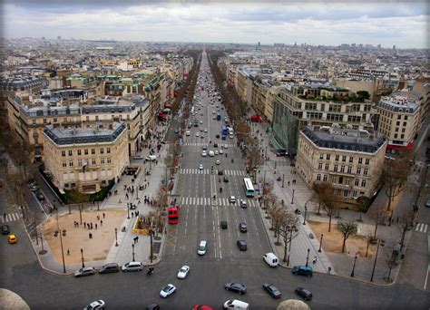 File:Champs-Élysées from Arc de Triomphe.jpg - Wikimedia Commons