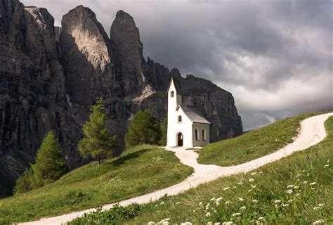 Dolomites Photography Workshops & Tours - stunning Italy.