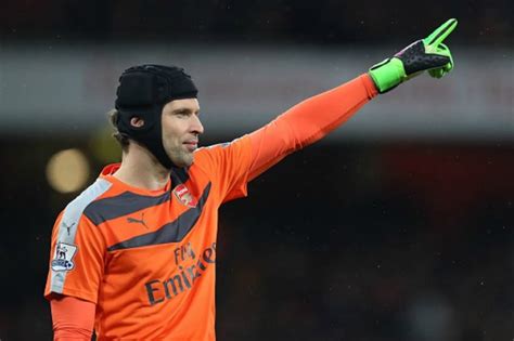 Petr Cech Faces Four Weeks Out With Hamstring Injury