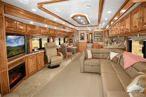 Luxury RV Living | ||=|--- |________________.====._||_|__._]