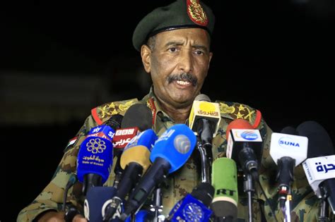 Sudan coup 2021: Who is Abdel Fattah al-Burhan? | Middle East Eye