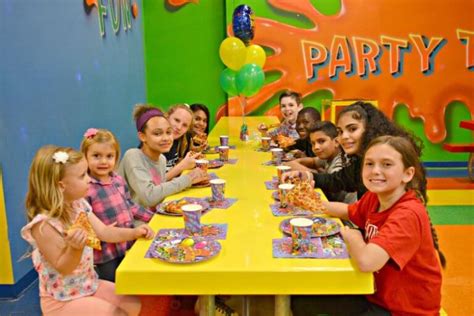 Kids Birthday Party Venue | Party Packages | Starlite Family Fun Center