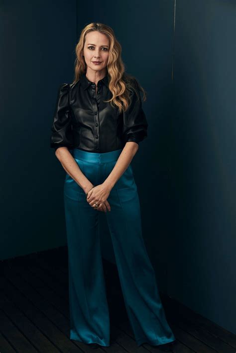 Amy Acker - 2023 Winter TCA Portrait Studio • CelebMafia