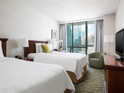 2 Bedroom Suite Hotels Toronto Airport Canada | www.resnooze.com