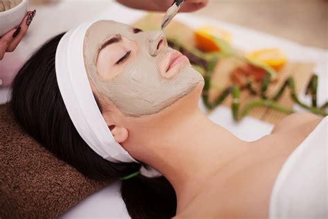 Deep Cleansing Facial - Bonita Brow Bar Online Store