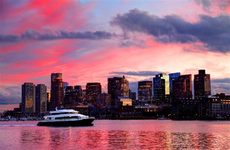 Boston Harbor Cruises - tickets, prices, what to expect